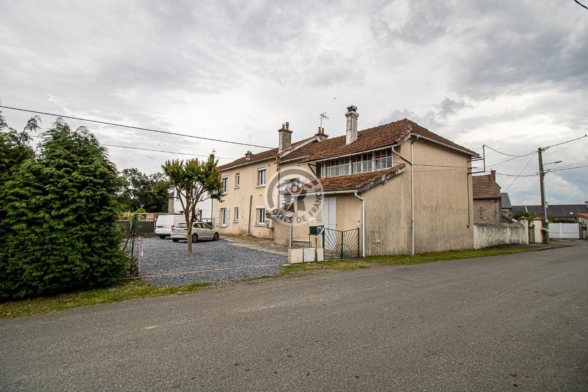 Location Appartement Des Pyrenees Borderes-sur-l'Echez Номер фото